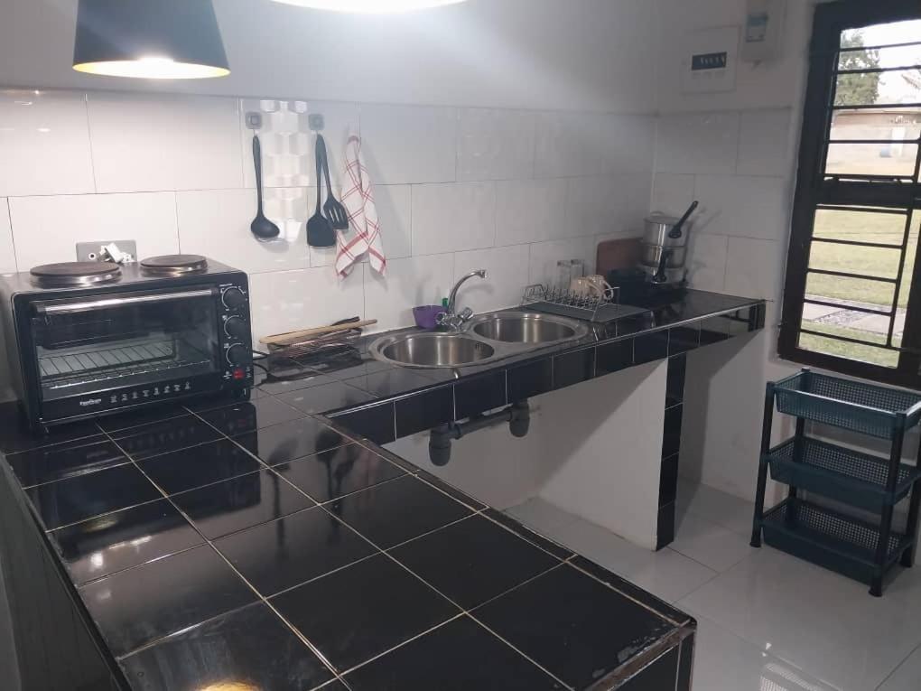 צ'ינגולה Emmrose Apartments מראה חיצוני תמונה